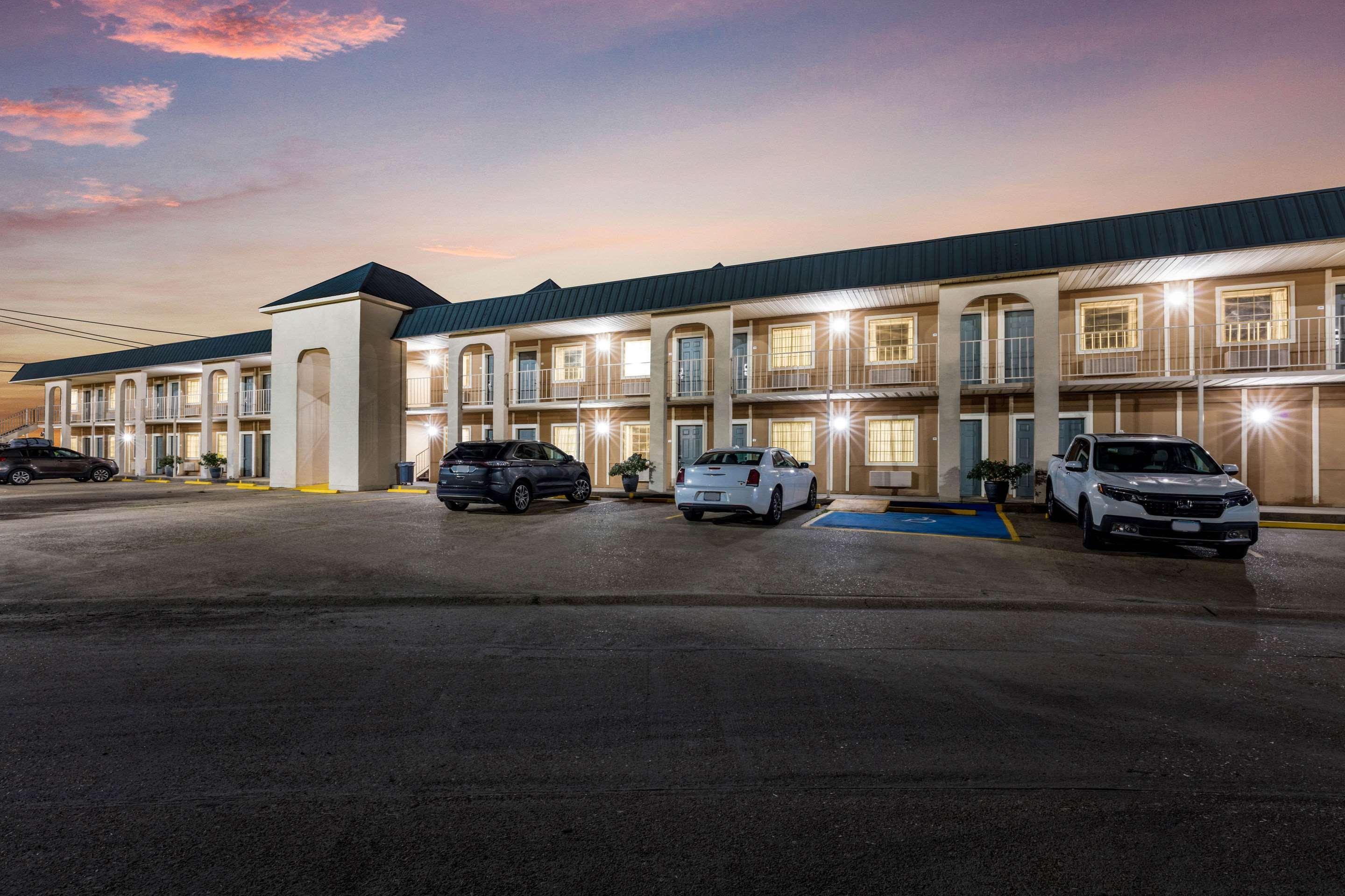 Quality Inn Forrest City I-40 Exterior photo